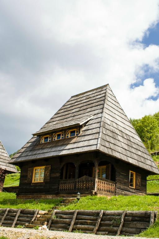 Отель Raven'S Nest Salciua de Jos Экстерьер фото